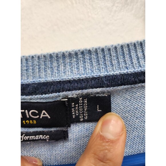 Nautica Luxury Performance Mens Sweater Large Light Blue Pullover V Neck Preppy - Picture 5 of 9